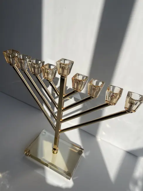 חנוכייה מקריסטל דגם "ספיר"