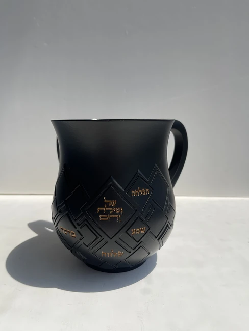 נטלה מהודרת מפולימר דגם "מעויין"